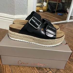 Black platform sandals